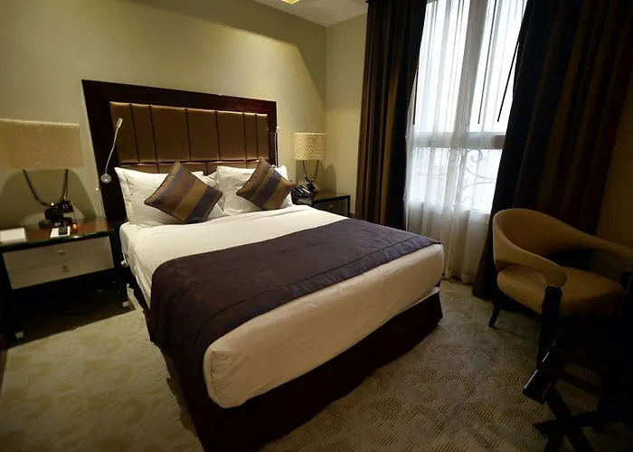 Premium Strato Hotel